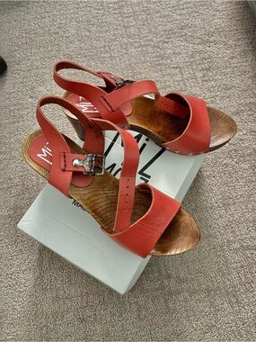 Coral Red Leather and wood Slingback clog Sandals